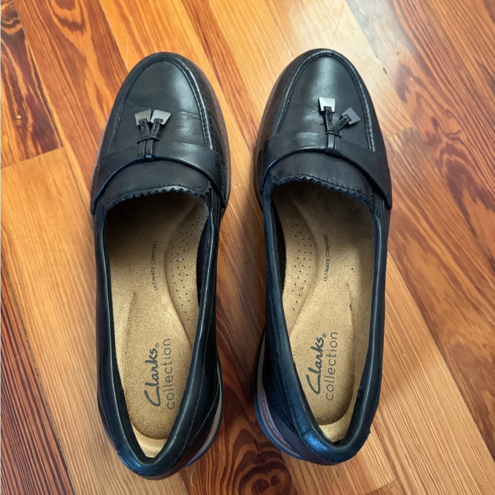 Clarks Women's Black Loafers